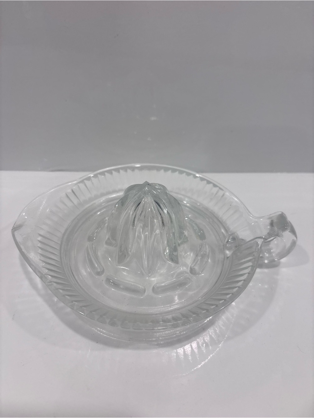 Vintage clear glass citrus juicer reamer with handle
